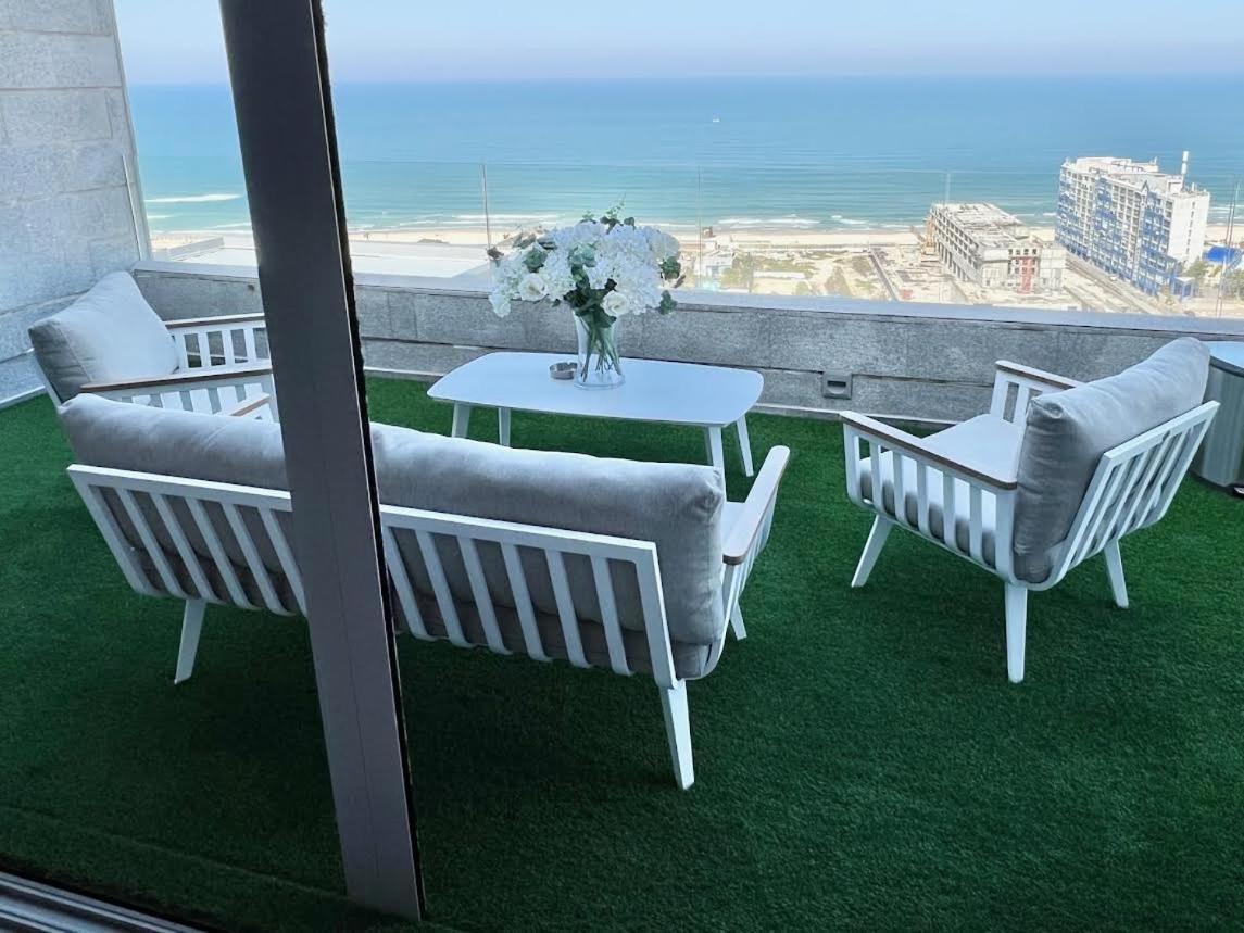 The Royal Penthouse Apartment บัตยัม ภายนอก รูปภาพ